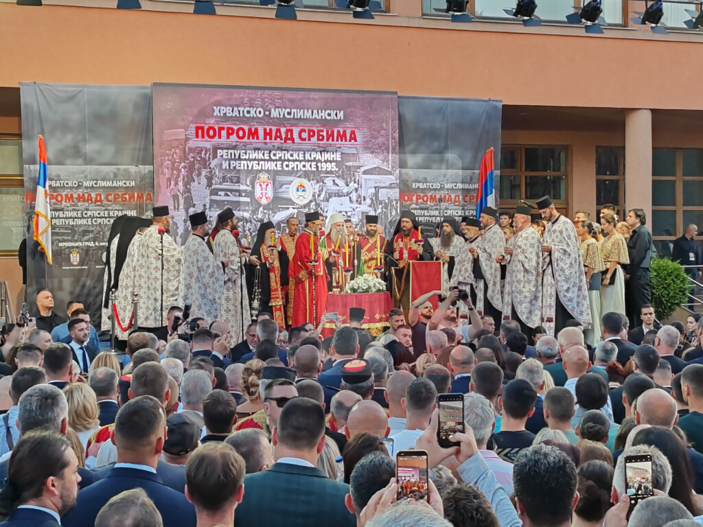 U Mrkonjić Gradu počelo centralno obeležavanje Dana sećanja na stradale u Oluji