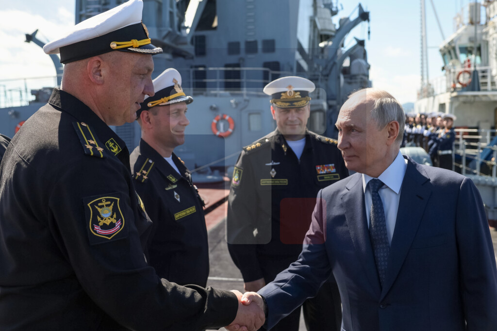 Putin prvi put posetio Kurilska ostrva