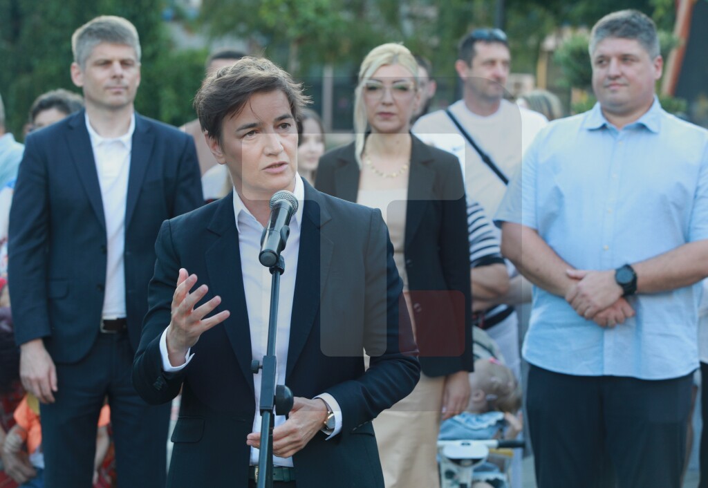 Ana Brnabić svečano otvorila 13. Etno fest u Paraćinu