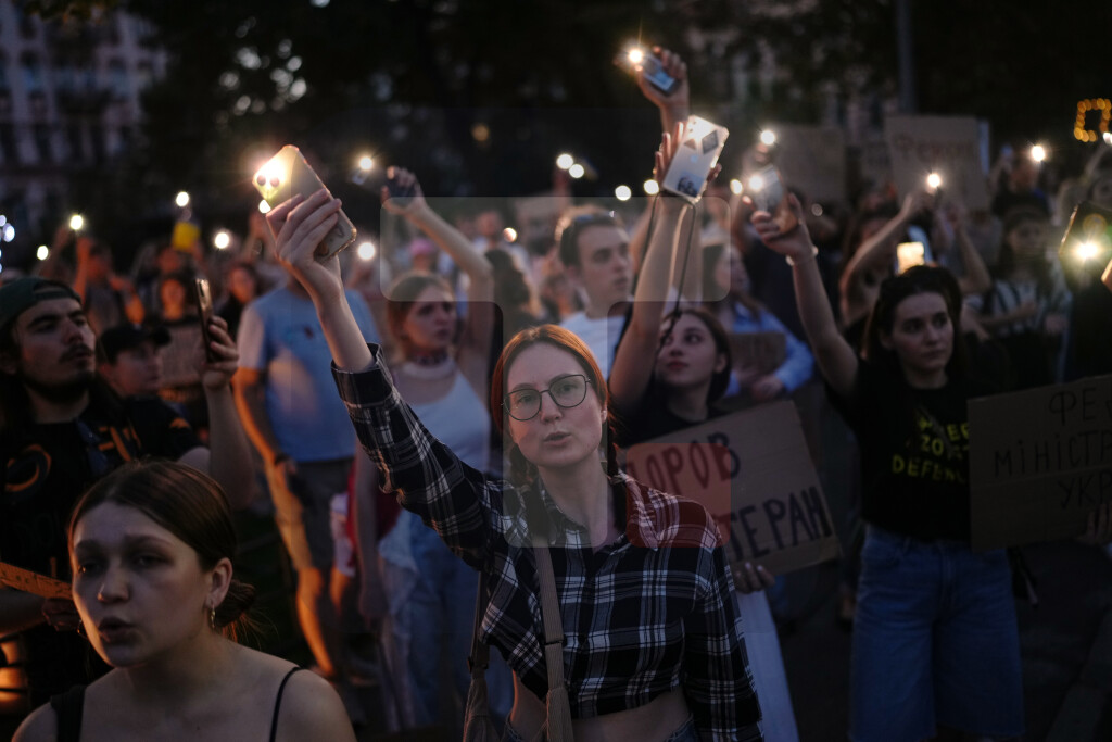 U Kijevu održan protest podrške smenjenom ministru odbrane Mihailu Fedorovu