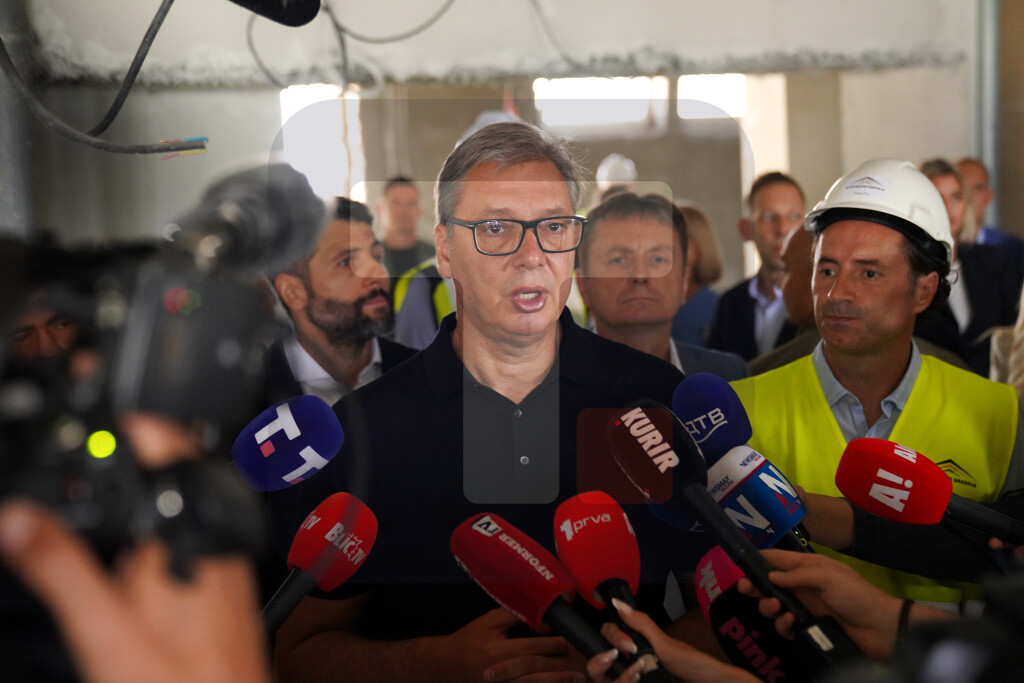 Vučić:Prva faza radova na Klinici za ginekologiju do kraja godine,druga do marta 2028