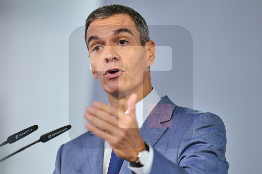 Sančez: Vlada ponovo usvojila uredbe o stanovanju, Kongres mora da ima odgovornost