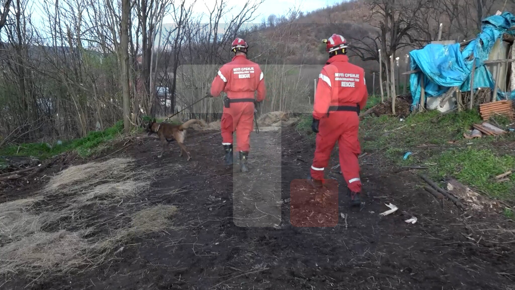 Dva specijalistička tima za spasavanje iz ruševina stigli u Banjsko Polje