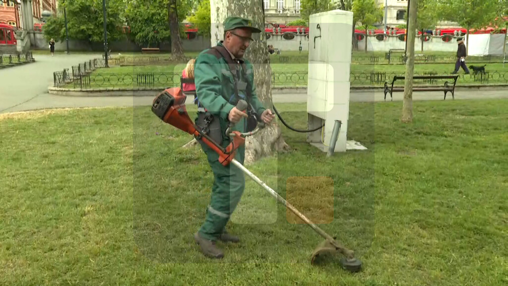 "Zelenilo" u jeku akcije košenja travnatih zelenih površina širom Beograda