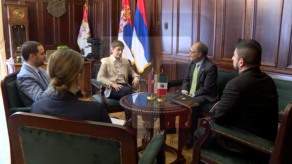 Brnabić se sastala sa ambasadorom Meksika u Srbiji Karlosom Feliksom Koronom