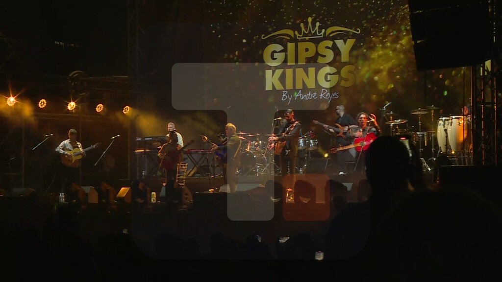 Održan koncert grupe Džipsi Kings na platou iza zgrade Geozavoda.