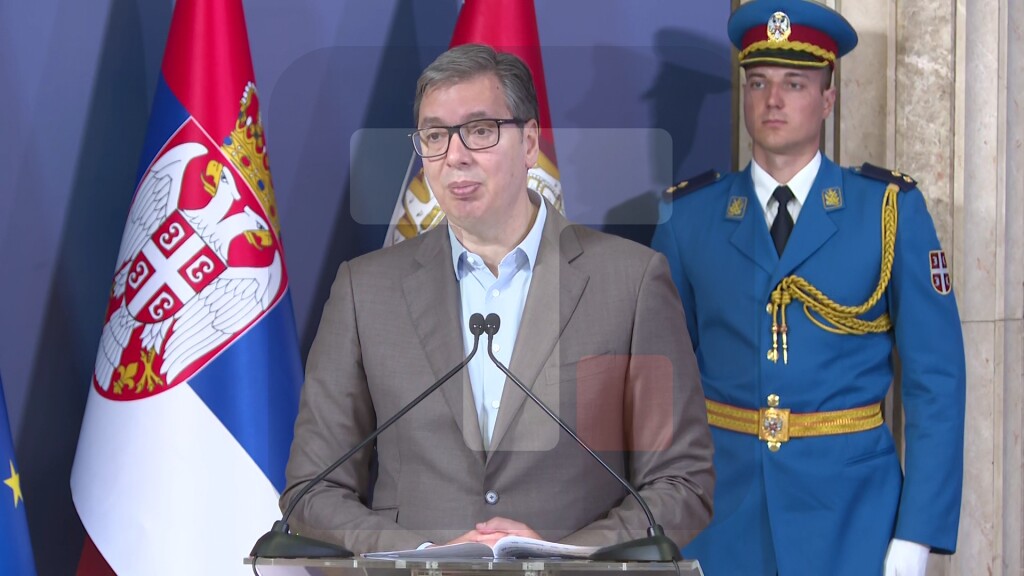 Vučić: Jevremović oličenje svih vrlina