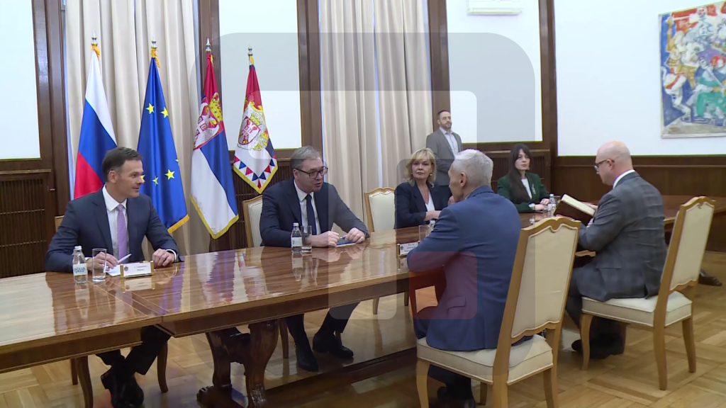 Vučić sa Bocan - Harčenkom o snabdevanju gasom i jačanju energetskog sistema u Srbiji