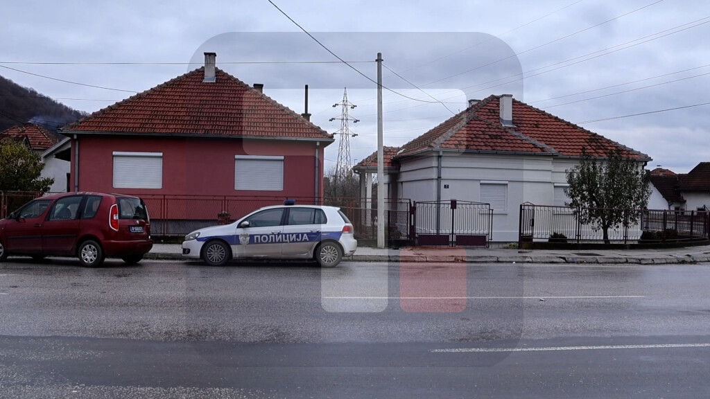 U kući u Čačku pronađena tri tela, uviđaj u toku