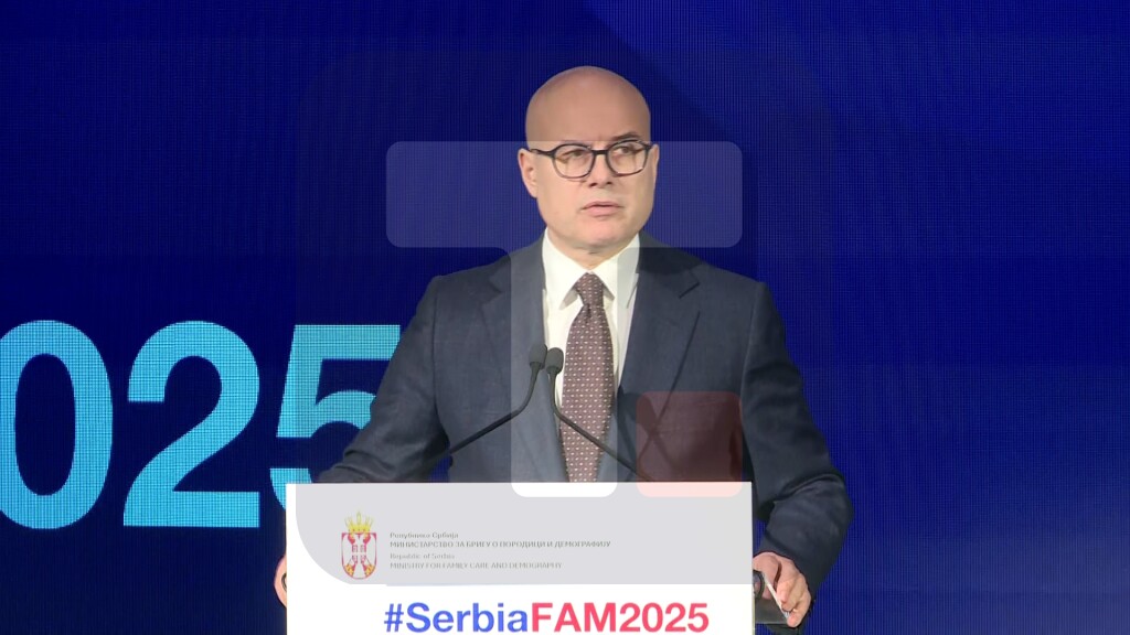 Vučević: Porodica je osnov države, bez naroda nema države