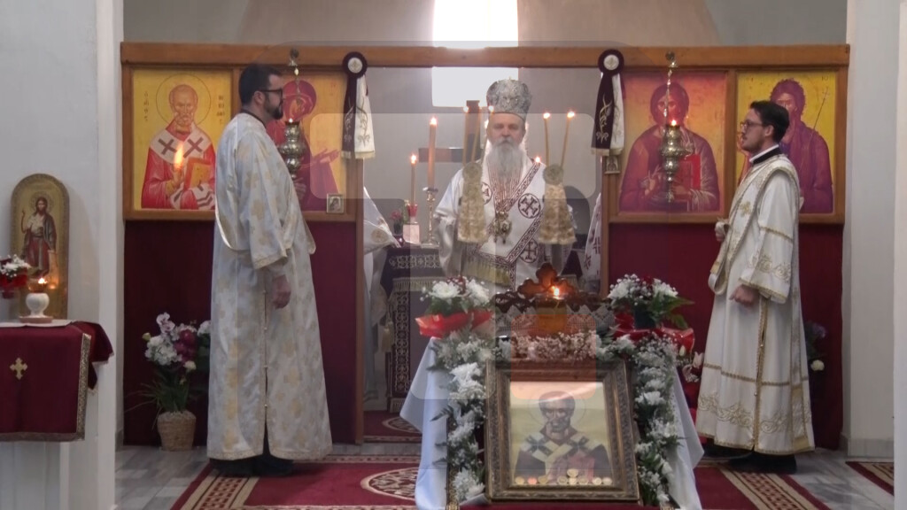 Sveti Nikola obeležen u Prištini, liturgiju služio mitropolit Teodosije