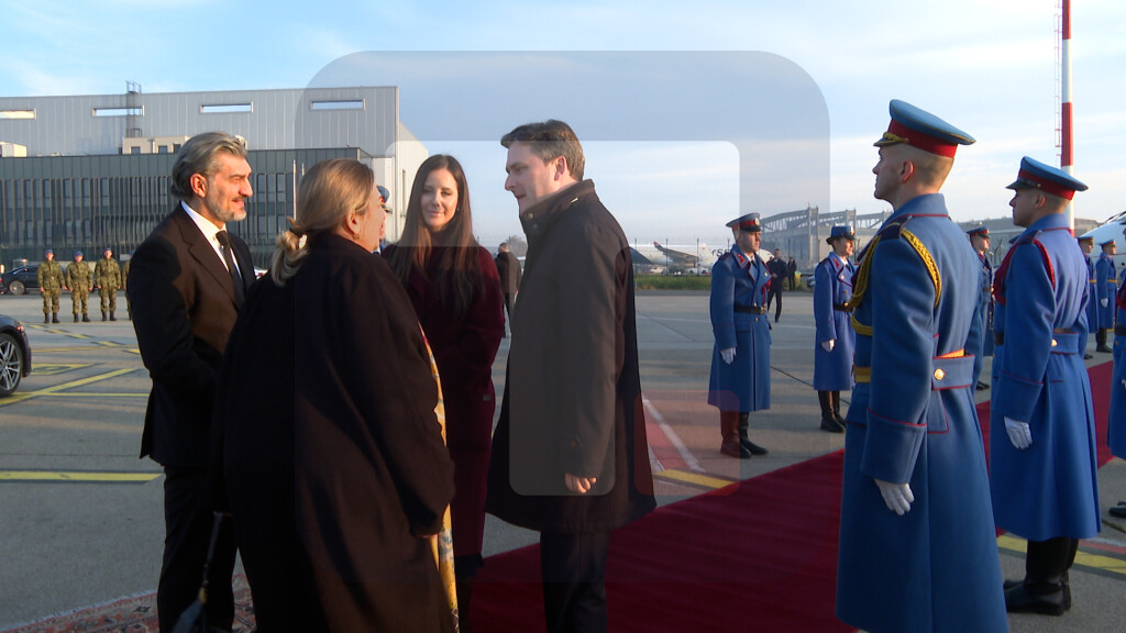 T.Vučić ispratila predsednika Gruzije i prvu damu na aerodromu Nikola Tesla