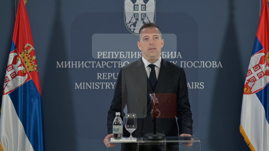 Đurić: Diplomate svakodnevno na prvoj liniji odbrane interesa naše zemlje