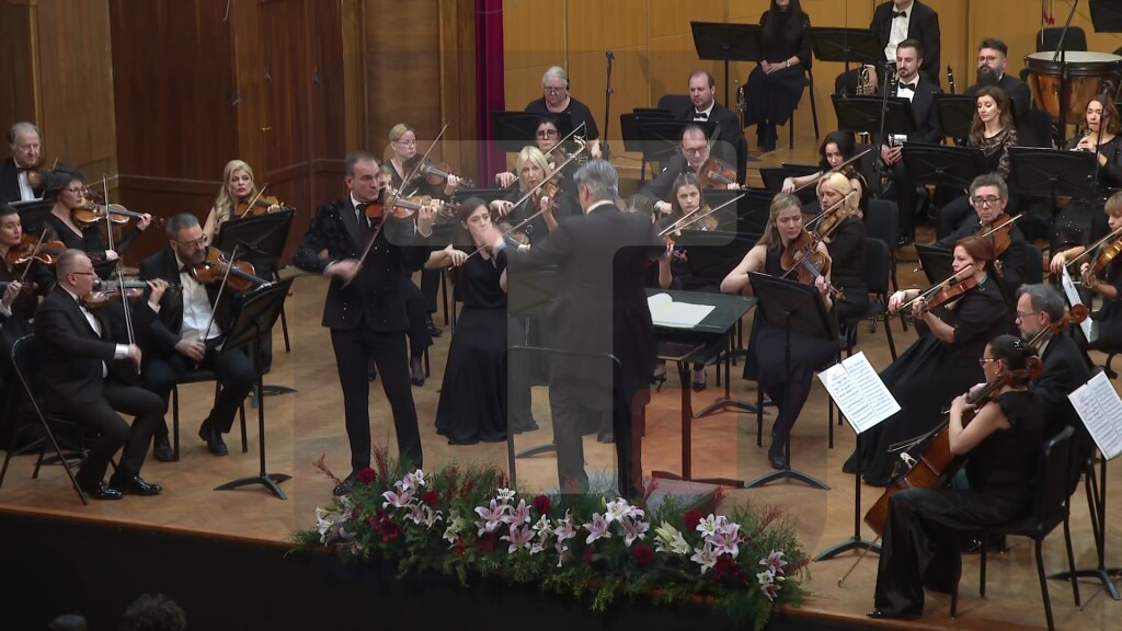 Stefan Milenković i Simfonijski orkestar RTS-a održali koncert u čast Velike dvorane