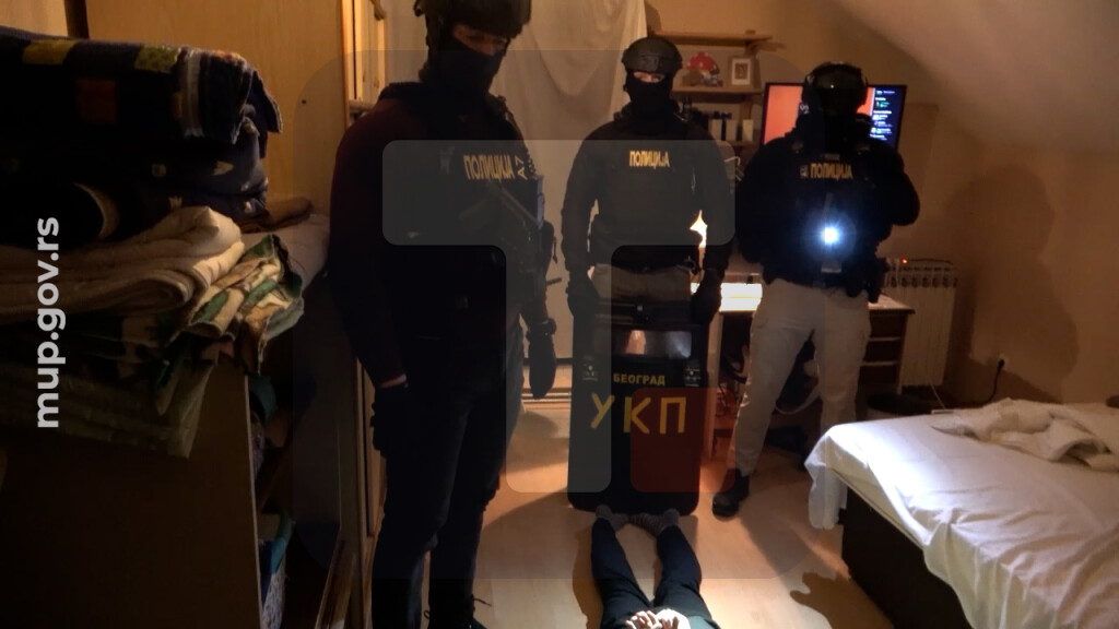 MUP: Uhapšen osumnjičeni da je zapalio vozilo u Ulici Marije Bursać