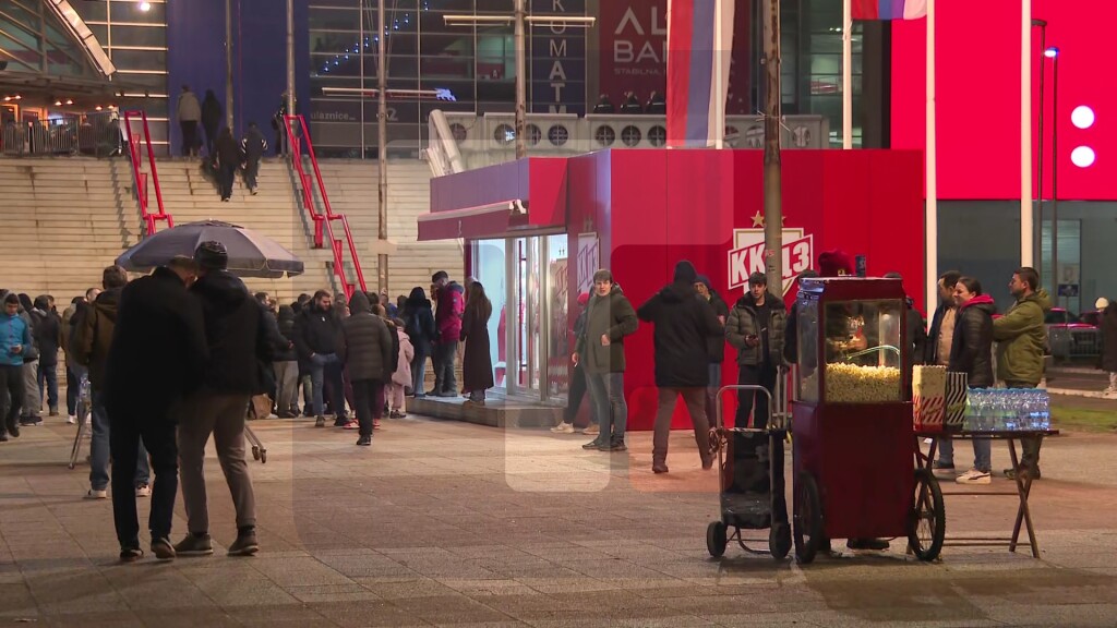 Okupljanje navijača pred utakmicu Crvena zvezda – Makabi