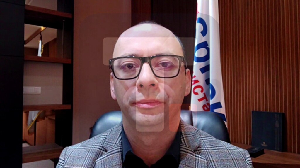 Simić: Primena zakona o strancima ima za cilj etničko čišćenje Srba na KiM