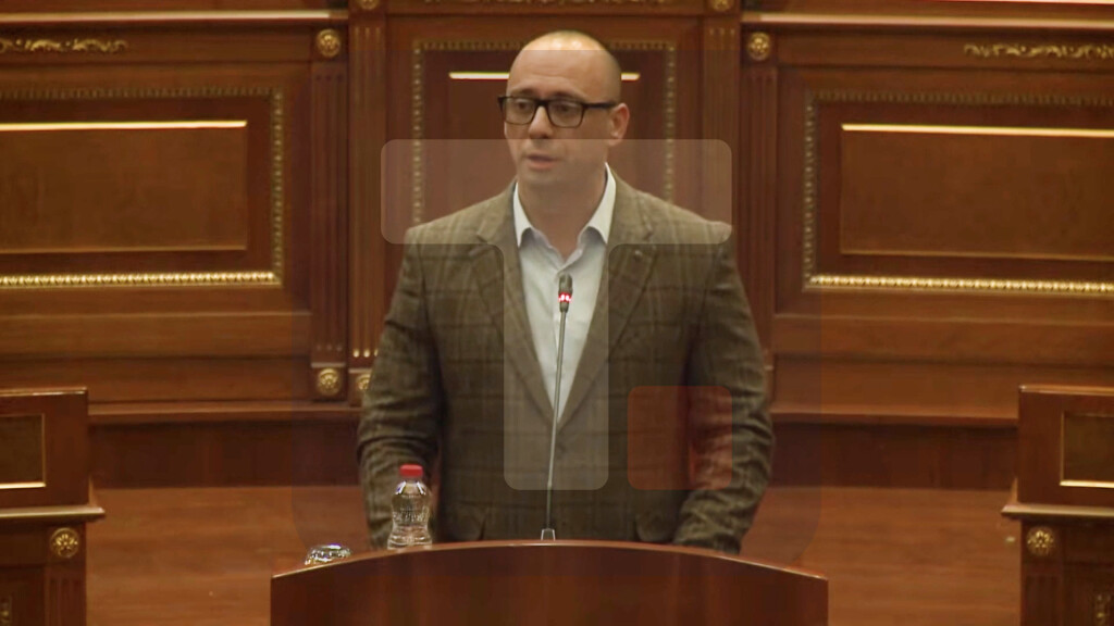 Simić: Sve što su radili protiv našeg naroda, govori o tome da žele da nas bude sve manje