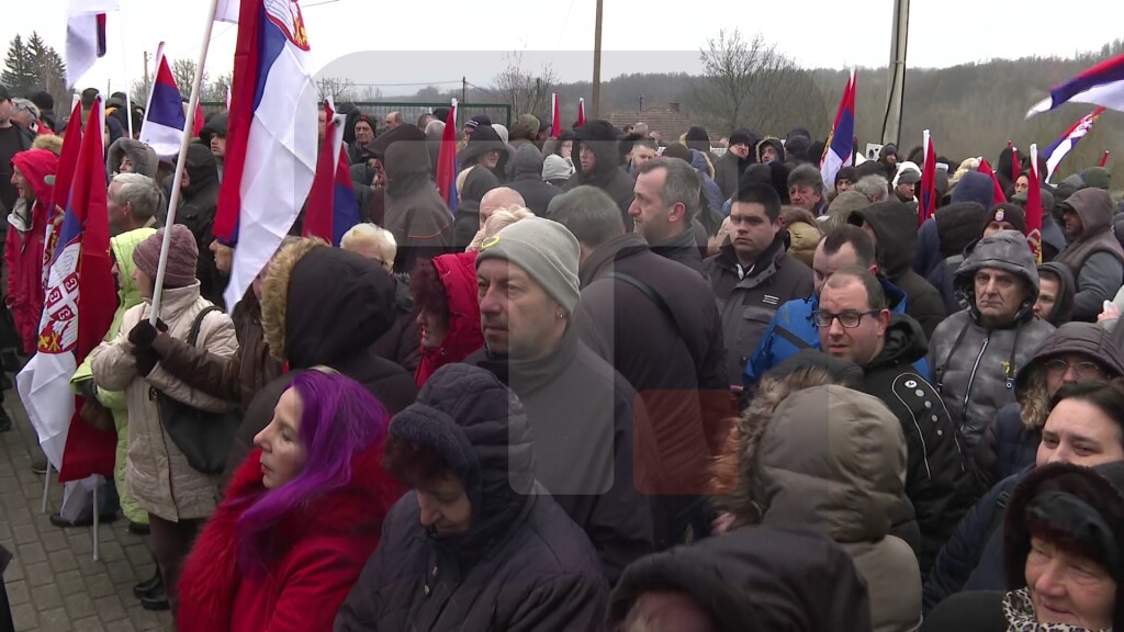 Vučić stigao u Sastavak kod Knjaževca, sastaje se sa predsednicima mesnih zajednica