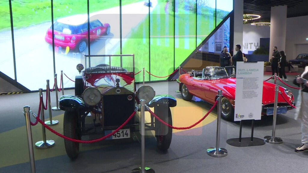 Posetiocima Beogradskog sajma dostupna postavka sa oko 15 oldtajmera do 24. marta