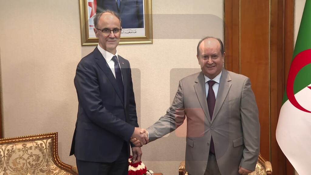 Macut sa premijerom Alžira o unapređenju saradnje dve zemlje