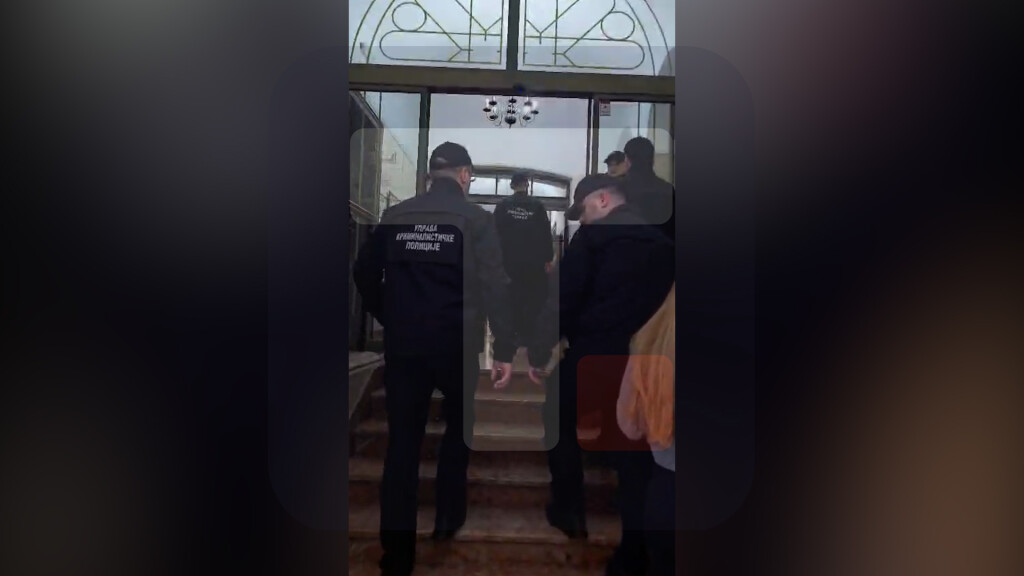 Policija ušla u Rektorat u nastavku istrage o smrti studentkinje