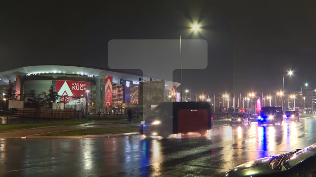 Jake policijske snage ispred Beogradske Arene za vreme večitog derbija