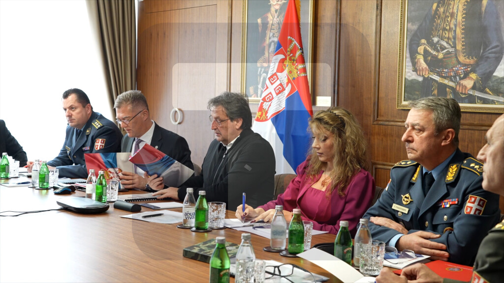 Gašić na sastanku sa ministrima odbrane evropskih zemalja povodom situacije u Libanu