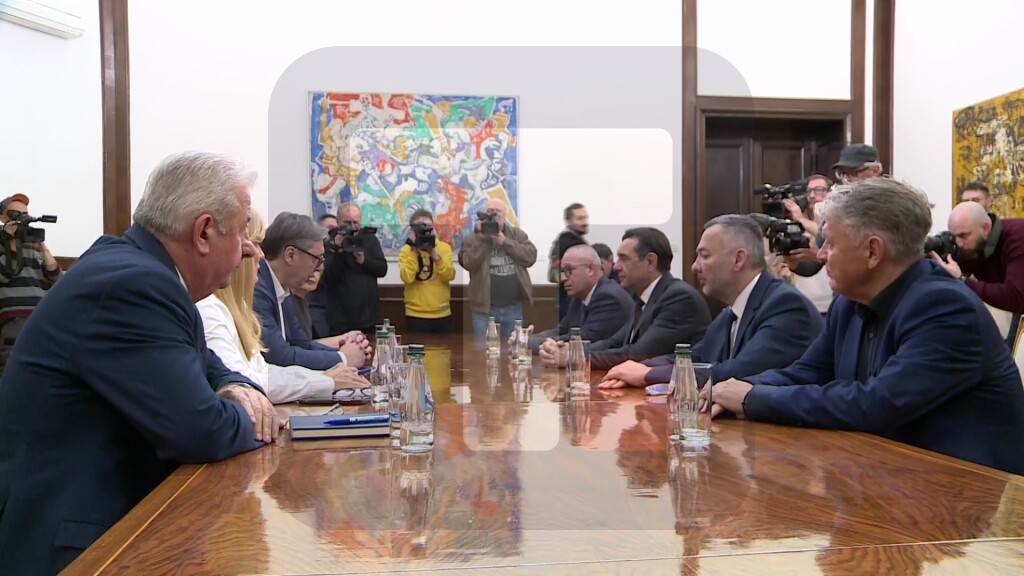 Konsultacije predsednika Vučića sa predstavnicima Pokreta socijalista