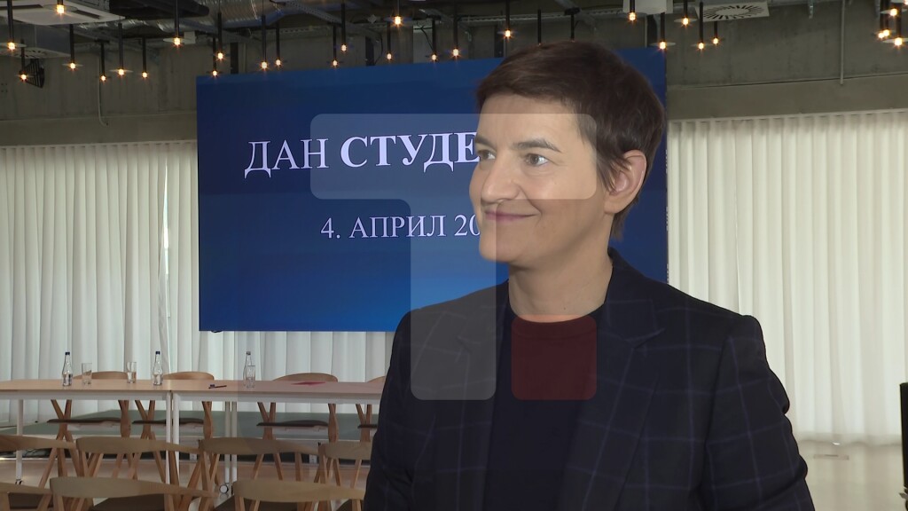 Brnabić čestitala Dan studenata: Država će vratiti obrazovanje na pravi put