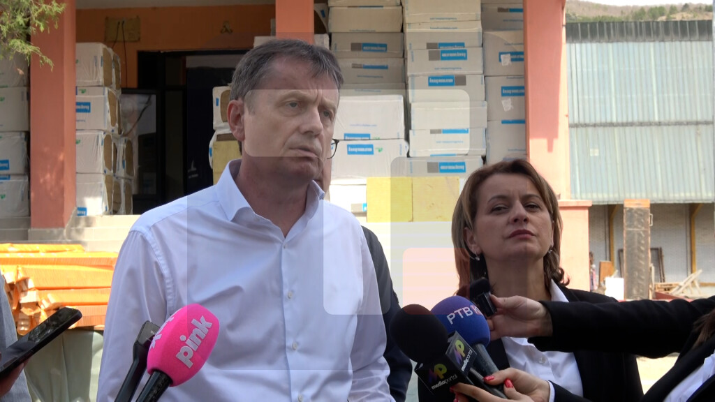 Glišić: Rekonstrukcija OŠ „Raška“ pri kraju,vrednost investicije skoro 400 mln dinara