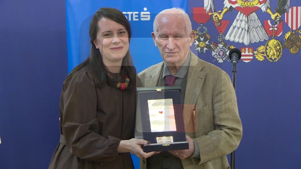 Sanji Savić Milosavljević uručena nagrada "Momo Kapor"