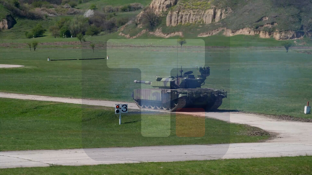 U oklopnim jedinicama Vojske Srbije sprovodi se obuka tenkista za borbenu upotrebu