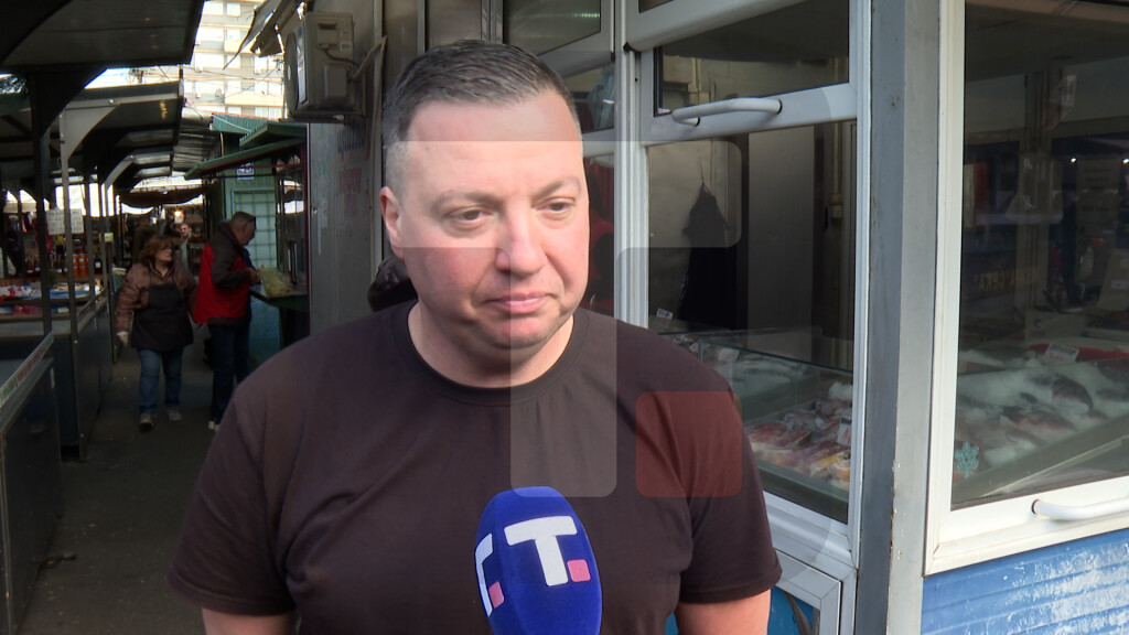 Todorović: Cene se nisu menjale od božićnog posta, ima gužve od jutros ali će biti dovoljno ribe za sve