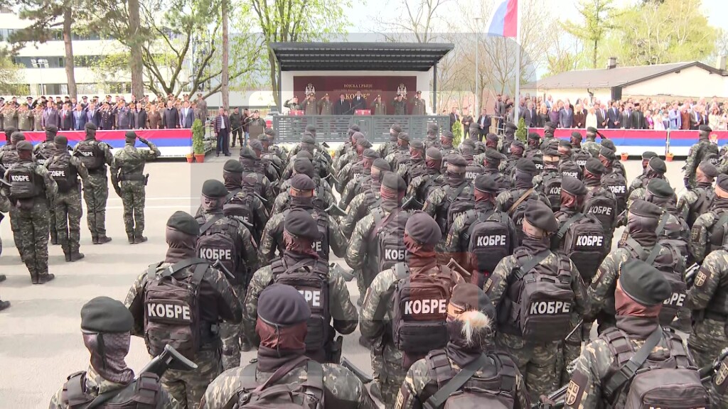 Vučić prisustvuje obeležavanju Dana jedinice Kobre