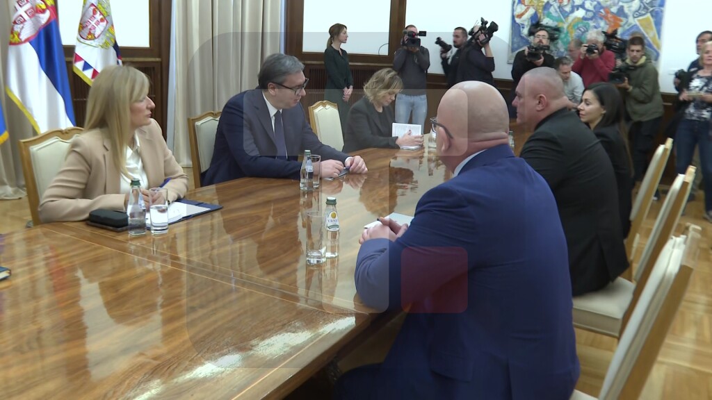 Sastanak Vučića sa predstavnicima Jedinstvene Srbije
