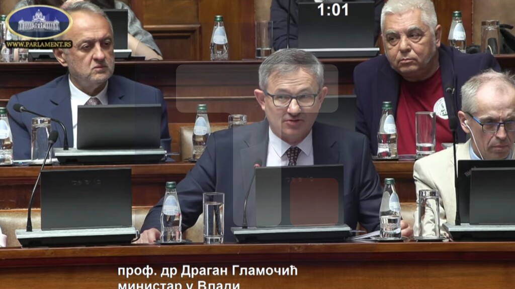 Glamočić odgovorio Aleksiću: Naše jabuke na domaćem tržištu najjeftinije