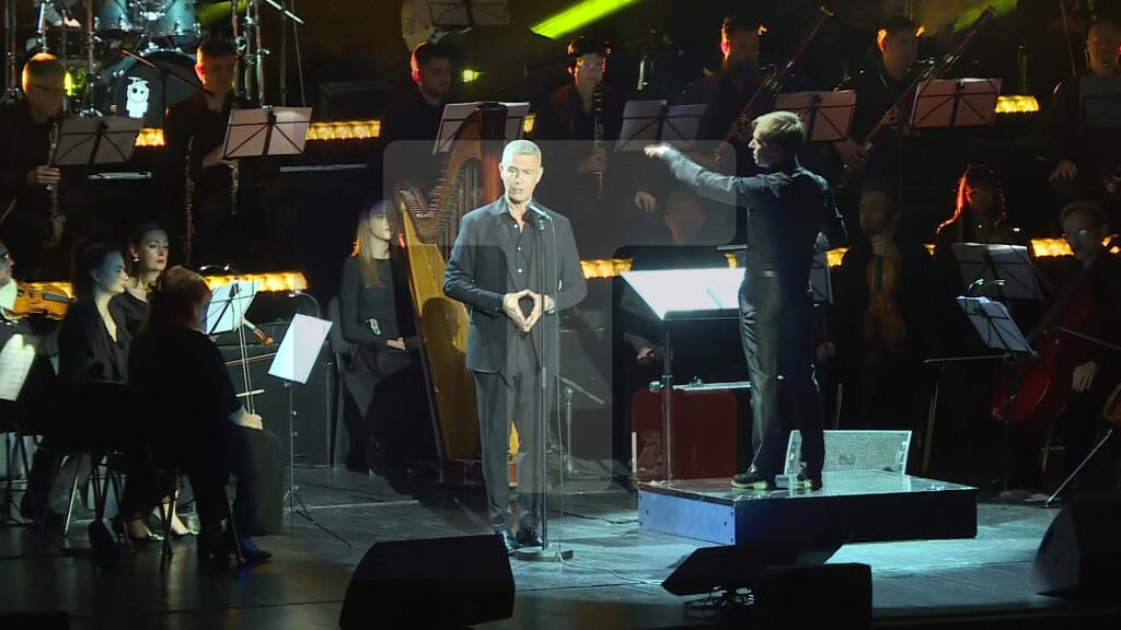 Koncert Alesandra Safina na sceni Plave dvorane Sava centra