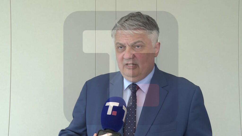 Lučić: Telekom prikupio 1,95 mlrd € emisijom evro-obveznica, najveća transakcija u JIE