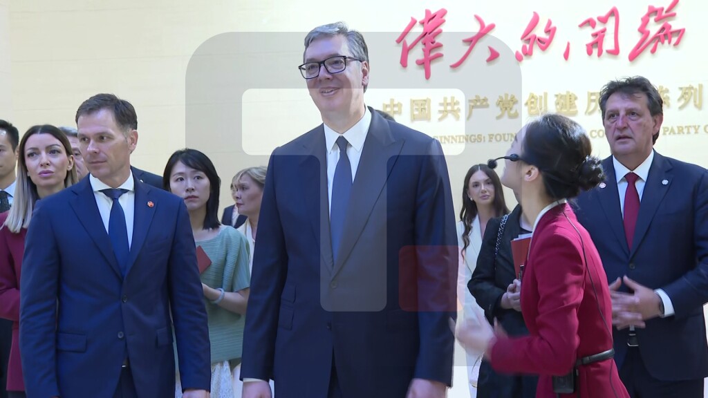 Vučić posetio Muzej posvećen Prvom kongresu KPK u Šangaju