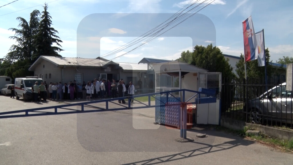 Jedanaesti dan protesta podrške uhapšenim direktorima u Gračanici
