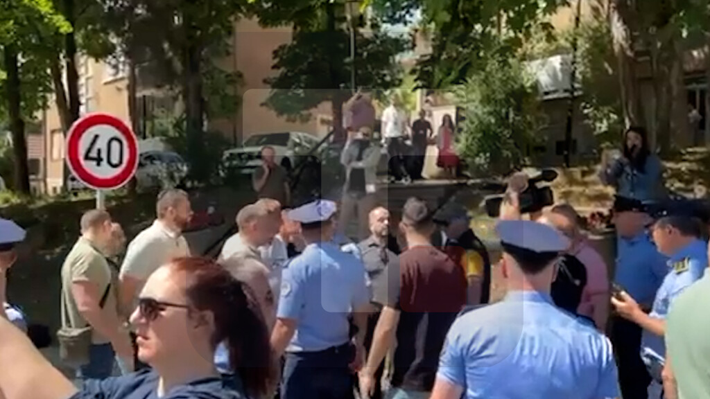 U Kosovskoj Mitrovici privedeni Radojević i Zaporožac