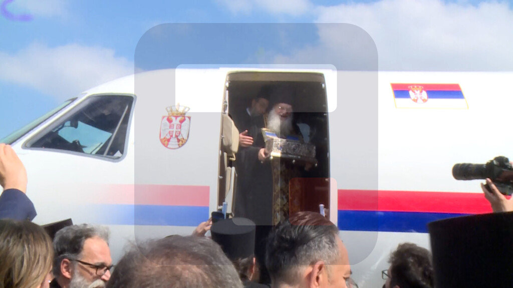 Časni pojas ispraćen sa aerodroma "Nikola Tesla" na let ka Svetoj Gori