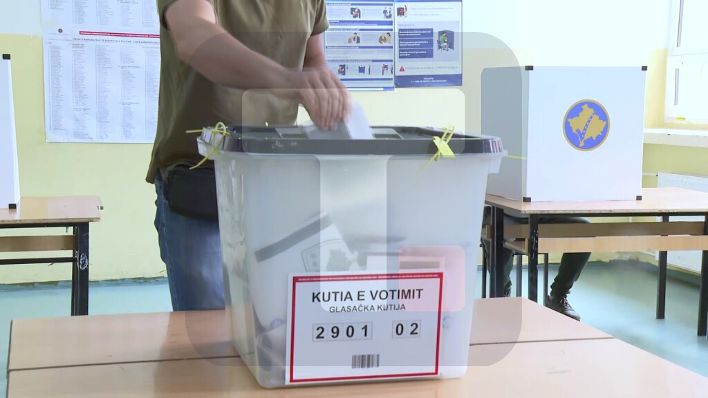 U Zvečanu velika izlaznost, građani se nadaju da će posle izbora biti bolje