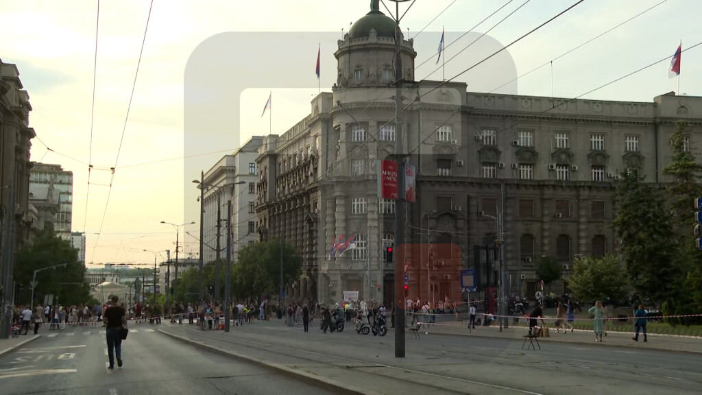 Protest pred Vladom Pobunjenog univerziteta zbog SPIRI, najavili blokadu na 4 sata