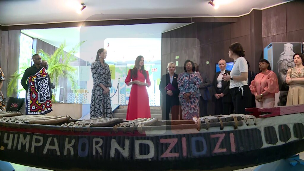 Tamara Vučić i supruga predsednika Angole obišle Muzej afričke umetnosti i Sky Deck Belgrade