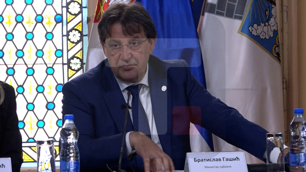 Gašić: Vojska Srbije nudi siguran posao, mogućnost napredovanja i konkurentna primanja
