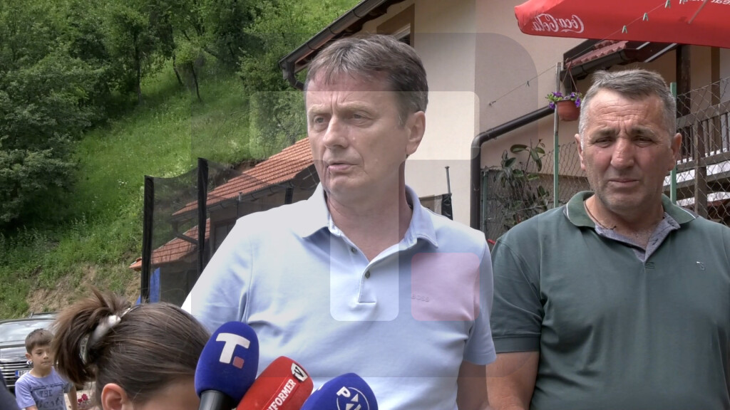 Glišić obišao radove u bajinobaštanskom selu Gvozdac: Obećanje je ispunjeno