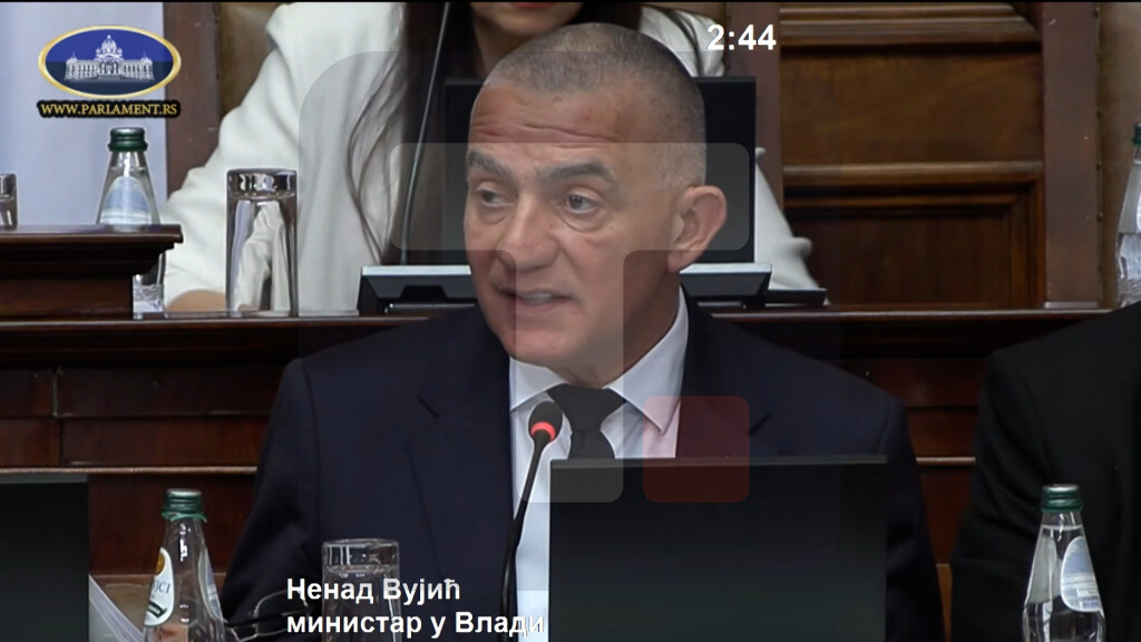 Poslanici i posle podne o pravosudnim zakonima, ali i temama mimo dnevnog reda