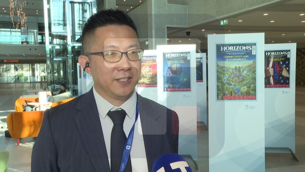 Ji: Srbija bi mogla ne samo da proizvodi robote već i da bude centar za njihov razvoj
